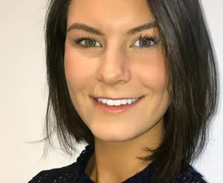 Standing out from the crowd: Louisa Over 808X455 (1)