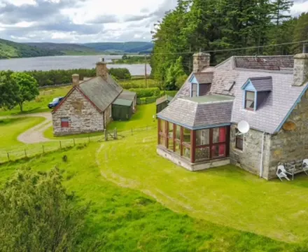 Empty farm property: long-term let or holiday home?: 1534931538 Prt V Holiday Let 808X455