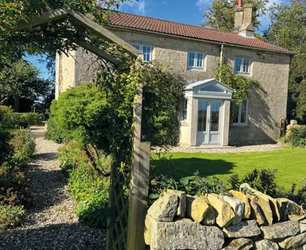 'Prettiest house in the North' now available to rent : Angerton South Moor Image 2 (Large) (1)