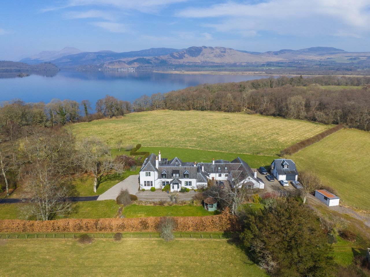 Exceptional country house on the banks of Loch Lomond: Gartochraggan 1 Large