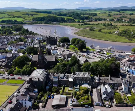 Architect-restored landmark townhouse hits the market in artists' town: Mary Street 1