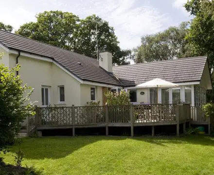 How To Buy A House In Scotland: 24 Bracken Wood Sold To A Buyer From The North West Of England 808X455