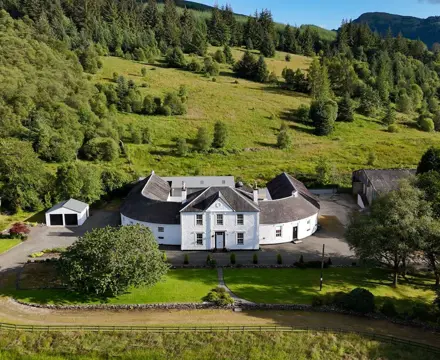 Beautiful farm, built by David Napier, pioneer of steam ships: Glenshellish Farm 1