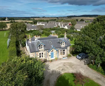 Village house with its own climbing wall and cinema : St. Margaret’S, Galbraith (1)
