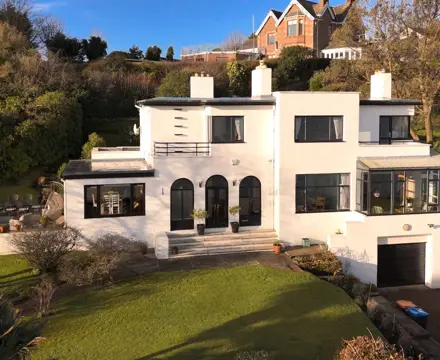 Exceptional waterside American art deco property in Stranraer : The Moorings 1