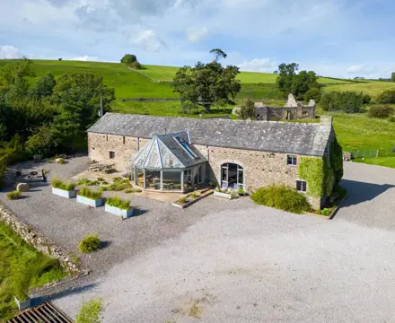 Stunning farm with fabulous views in the Yorkshire Dales National Park : Crake Trees Manor 1 (Large)