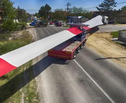 Size matters when it comes to turbine blade transport: 1575473024 Istock 1143954621 808X455